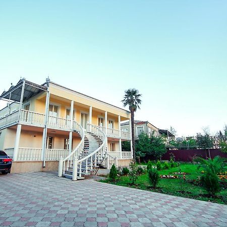 צקאלטובו Green Garden Guest House מראה חיצוני תמונה