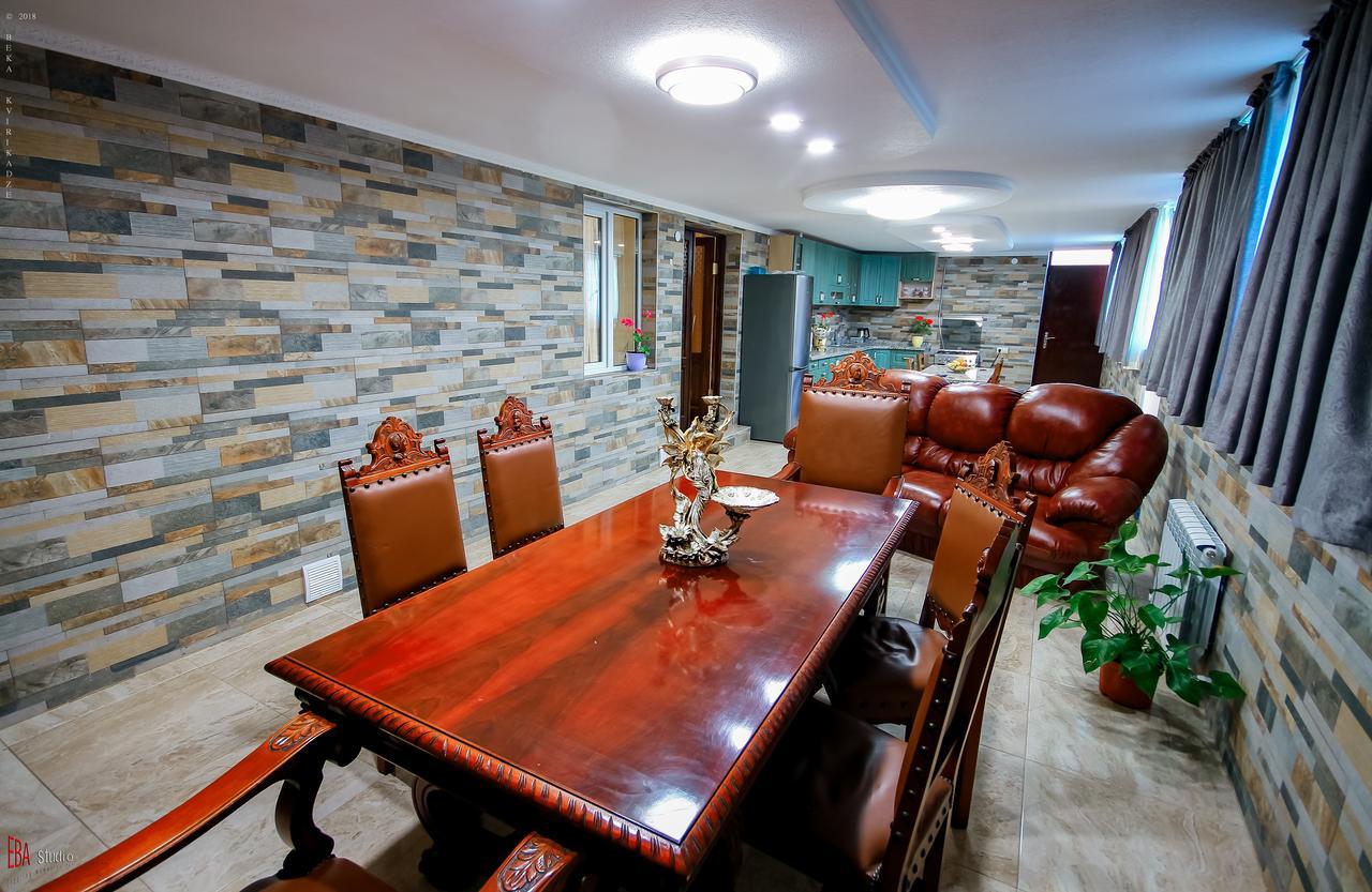 צקאלטובו Green Garden Guest House מראה חיצוני תמונה
