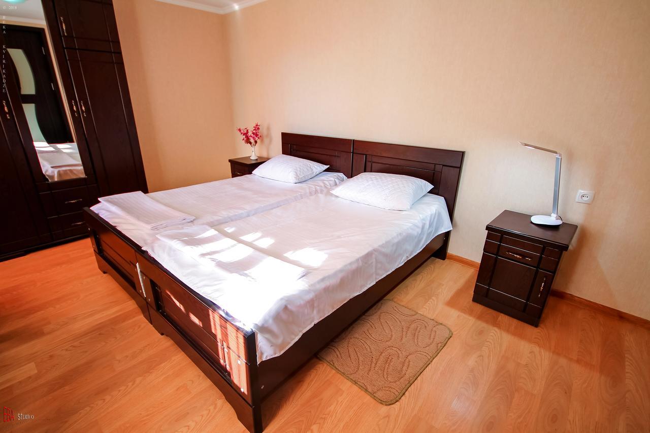 צקאלטובו Green Garden Guest House מראה חיצוני תמונה